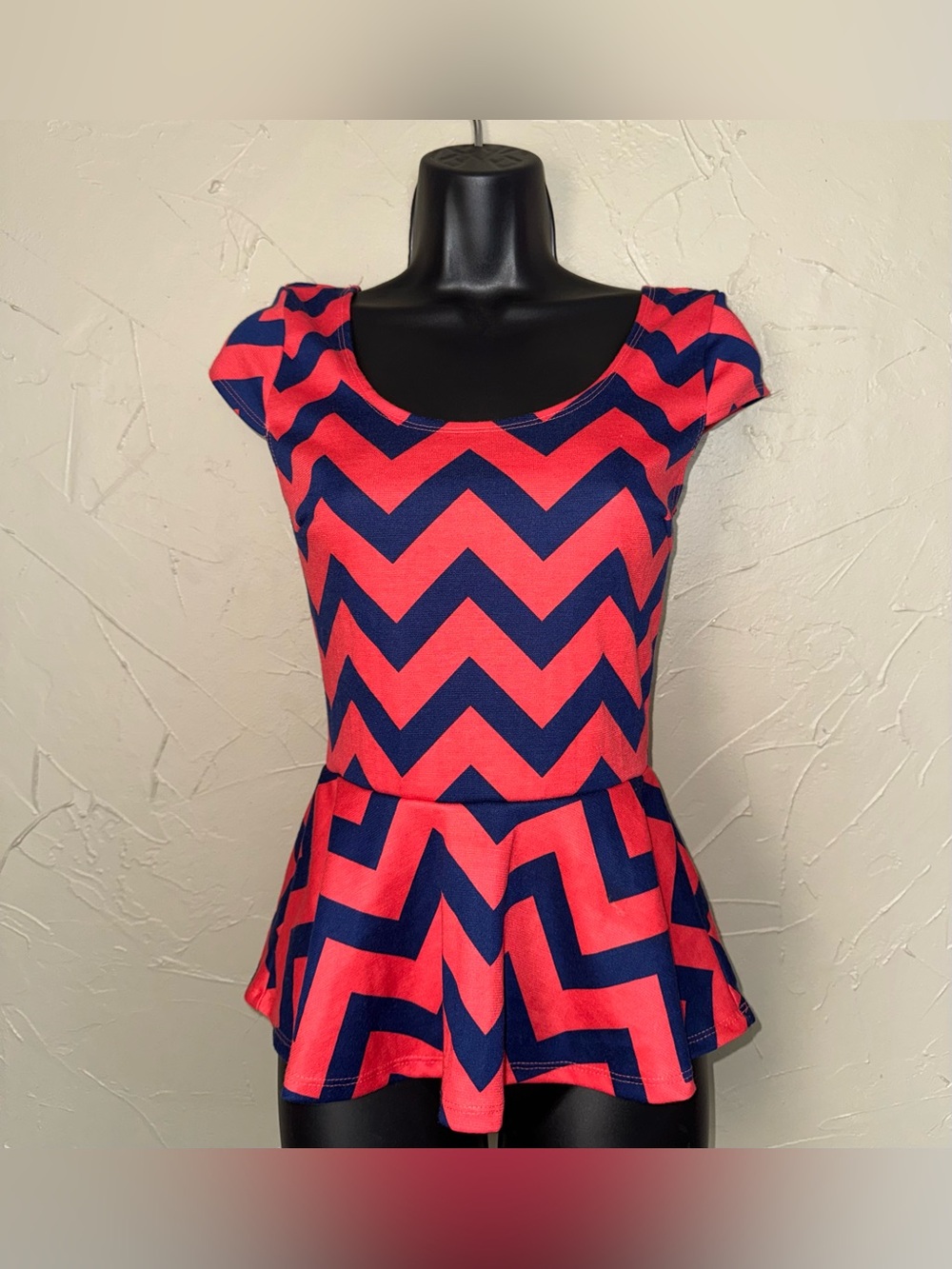 Pink & Blue Chevron Pattern Top - Picture 2 of 4